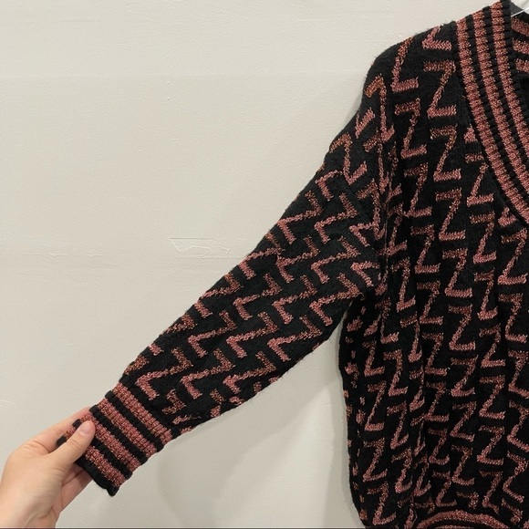 Zara Knit Metallic Z Logo Sweater Tunic Oversized V-Neck Small Blogger Favorite - Picture 4 of 8